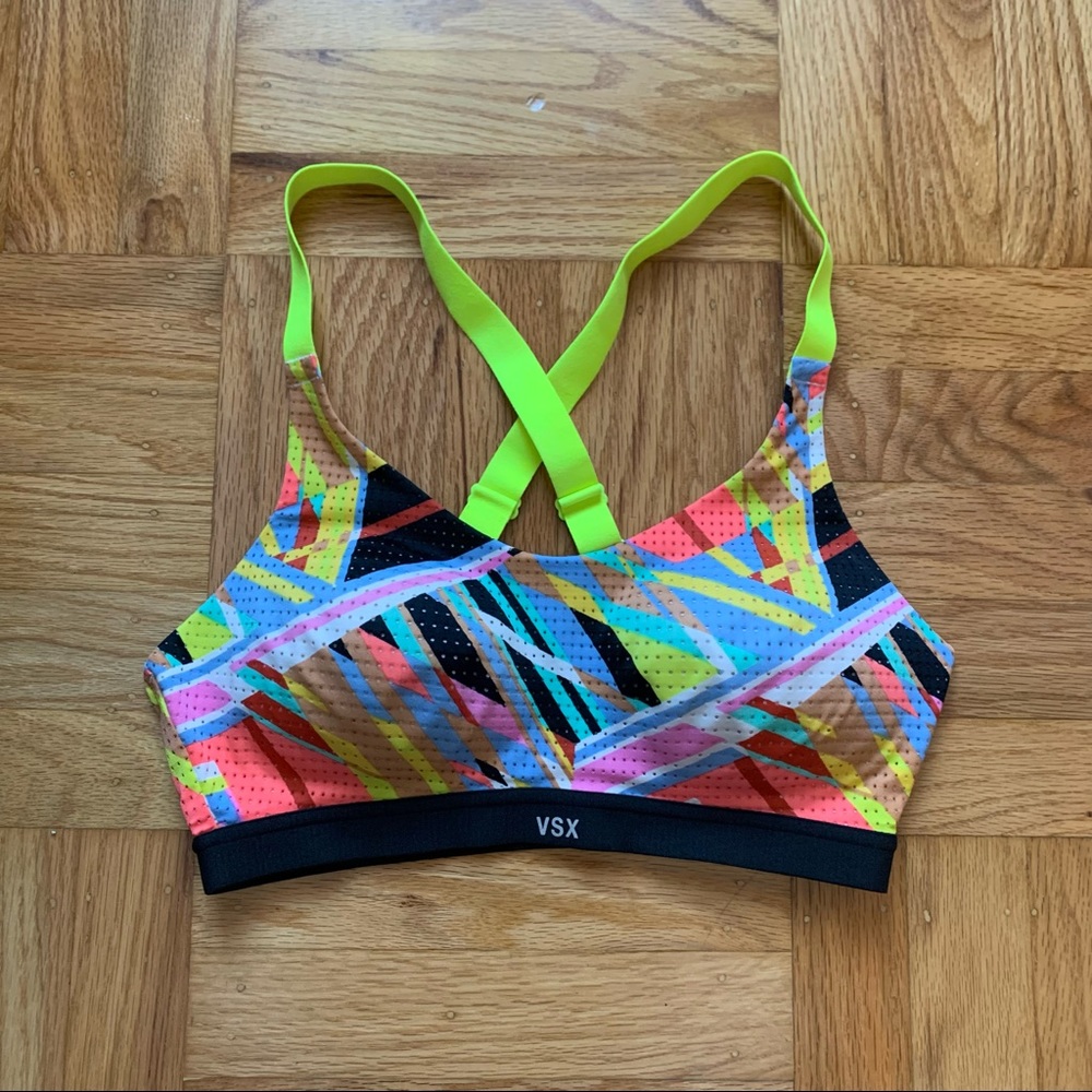 Victoria’s Secret VSX Sports Bra sz 32C